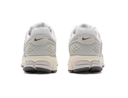 Nike Vomero 5 Sneakers in Light Silver Grey