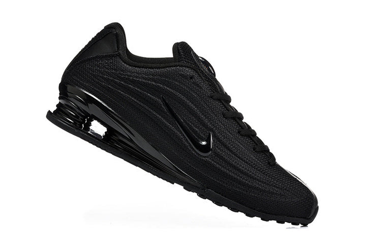Nike Shox R4 Black Sneakers