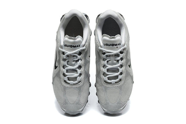 Nike Air Max Sneaker in Grey