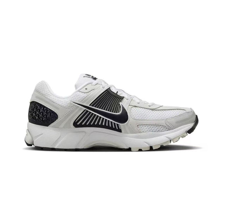 Nike Zoom Vomero 5 White and Black Sneakers