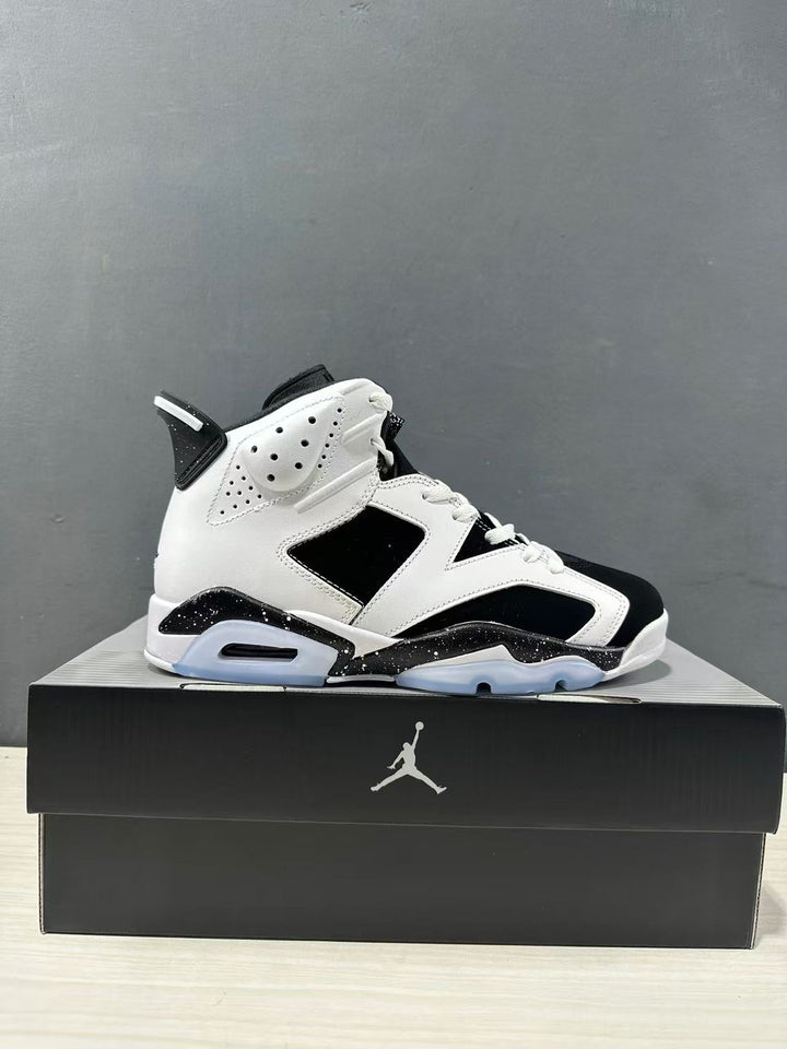 Jordan Air Jordan 6 Reverse Oreo Sneakers White Black CT8529-108