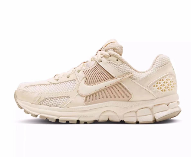 Nike Air Max 720 Saturn Ivory White Sneakers